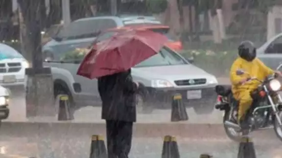 Pronostican lluvias intensas para este sábado en la CDMX y activan alerta amarilla Pronostican lluvias intensas para este sábado en la CDMX y activan alerta amarilla