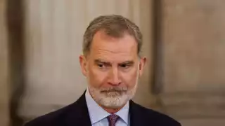 AMLO apoya decisión de Sheinbaum de no invitar al rey de España