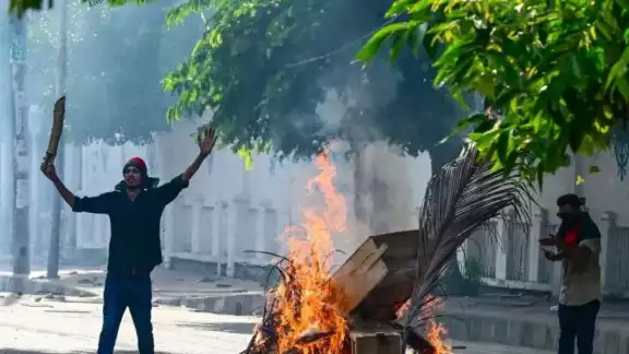 Las protestas en Bangaldesh contra el sistema de cuotas para los trabajadores del sector público han dejado 18 muertos Las protestas en Bangaldesh contra el sistema de cuotas para los trabajadores del sector público han dejado 18 muertos