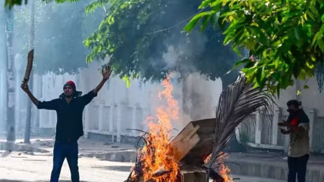 Las protestas en Bangaldesh contra el sistema de cuotas para los trabajadores del sector público han dejado 18 muertos