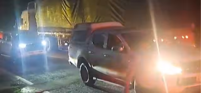 Luego de 36 horas de bloqueo en la carretera Acapulco-Zihuatanejo, las autoridades lograron un acuerdo con pobladores que exigen medidas contra el crimen organizado