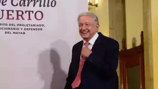 López Obrador declara que México está 'requetebién' en lo político tras la marea rosa y tercer debate presidencial