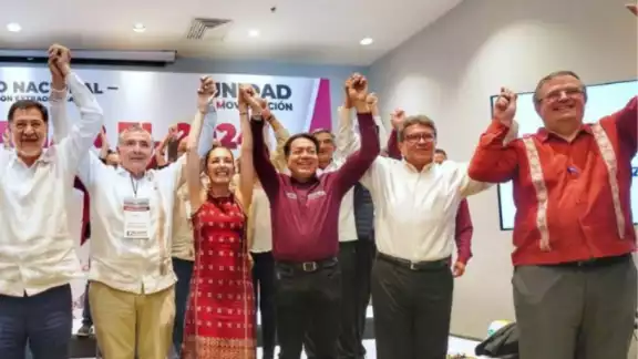El Presidente de la república reconoció a los precandidatos de Morena por su compromiso con el proceso democrático
