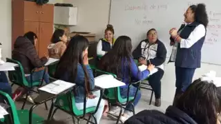 Claudia Sheinbaum promete apoyo al magisterio y la consolidación del Nuevo Modelo Educativo