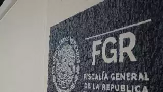Hombre detenido por la FGR en Playa del Carmen se escapa por un baño 