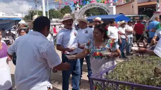 Habitantes de Kantunilkín participaron en la procesión de la Virgen de la Inmaculada Concepción