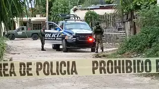 Abandonan un cuerpo embolsado a bordo de un mototaxi en Cancún