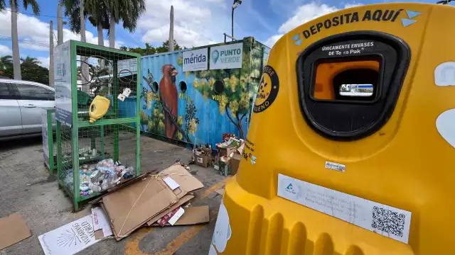 Los únicos residuos que pueden ser depositados mientras el punto permanece cerrado son latas, vidrios y PET