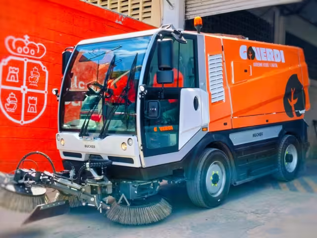 n octubre del 2024 se privatizaron los servicios públicos, y a la fecha no hay cuentas claras de la empresa