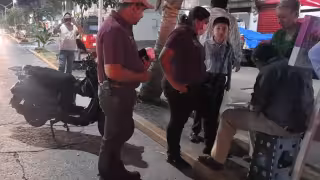 Motociclista huye tras atropellar a peatón en Ciudad del Carmen