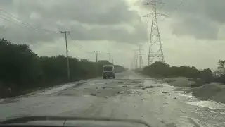 Huracán Milton afectó dos tramos carreteros en Campeche