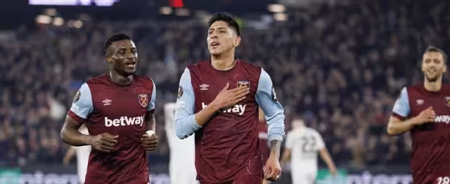 El Machín tuvo unos minutos en el terreno de juego