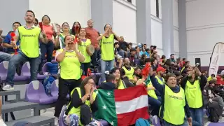 Con amor, cornetas y sacrificio: Padres yucatecos, el motor detrás del tenis de mesa en la Olimpiada Nacional 2025