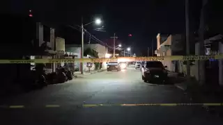 Cadáveres encontrados durante el  cateo a una casa en Cancún, son de una mujer y un hombre