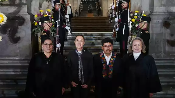 La Presidenta de México le dio la bienvenida a la nueva Suprema Corte de Justicia de la Nación. La Presidenta de México le dio la bienvenida a la nueva Suprema Corte de Justicia de la Nación.