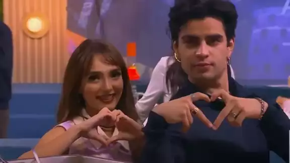 ¿Nacerá el amor?