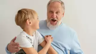 INAPAM ofrece trabajo a adultos mayores con sueldos de hasta 12 mil pesos; estos son los requisitos