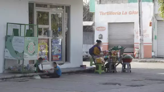 Actualmente se le da  seguimiento a más  de 200 menores que  trabajan o acompañan  a sus padres a  ganarse la vida