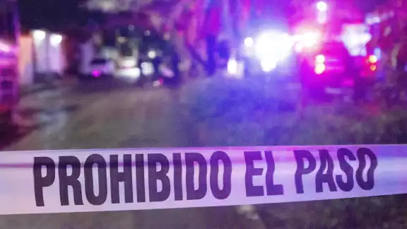 el Nivel 2 de riesgo, donde se señala la amenaza de violencia relacionada con cárteles, tiroteos y extorsión