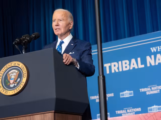 Estados Unidos retira a Cuba de la lista de países que patrocinan el terrorimo.