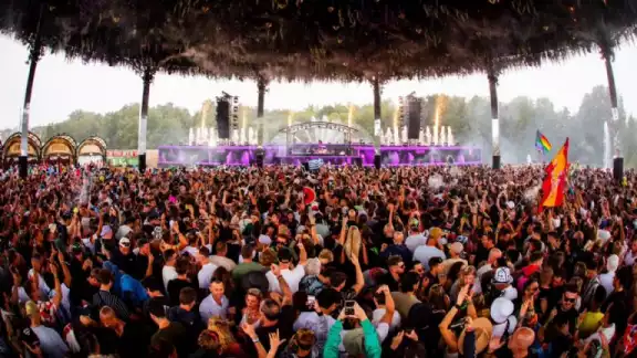 Las fiestas de música electrónica contarán con reestricciones Las fiestas de música electrónica contarán con reestricciones