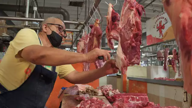 Comerciantes del mercado principal no creen que afecte la presencia de gusano barrenador en Candelaria