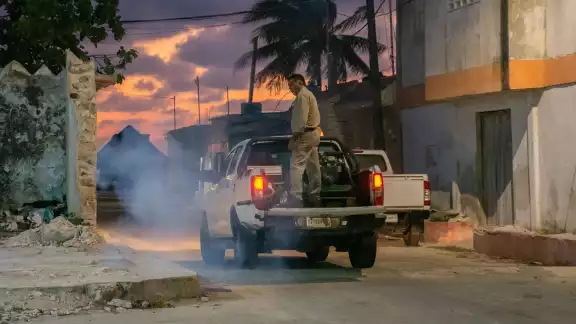 El operativo dio inicio el pasado martes 30 de septiembre en 62 colonias de la capital yucateca, y tres localidades del interior del estado