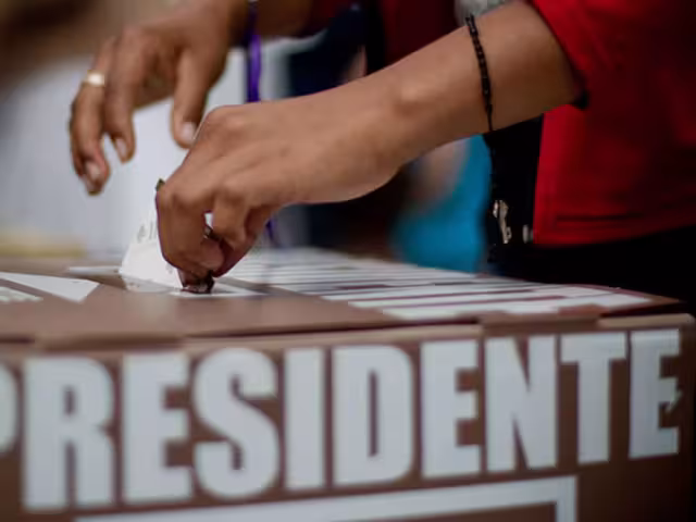 Reiteró que estas iniciativas garantizan el derecho de los grupos en situación de discriminación