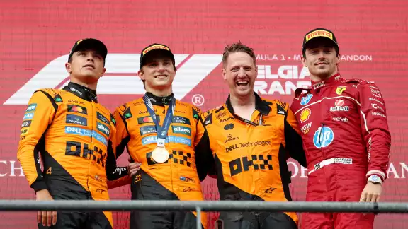 El podio en Spa