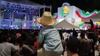 Llegan a Cancún habitantes de otros municipios para ver a Alejandra Guzmán