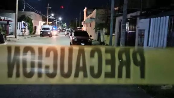 En un domicilio en Cancún, descubren cuerpos que fueron sepultados de manera clandestina. En un domicilio en Cancún, descubren cuerpos que fueron sepultados de manera clandestina.