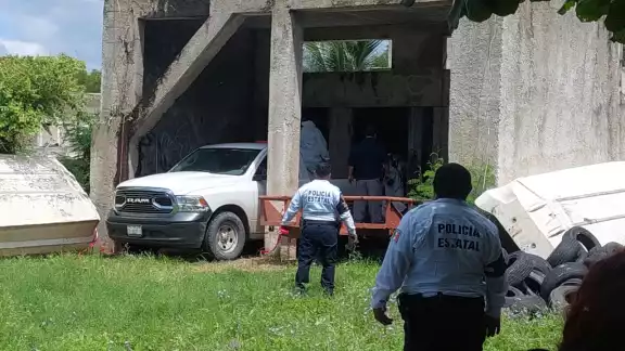 El cuerpo sin vida de un hombre apodado "El Calcetín" fue encontrado en una bodega abandonada en Villamadero, Seybaplaya El cuerpo sin vida de un hombre apodado "El Calcetín" fue encontrado en una bodega abandonada en Villamadero, Seybaplaya