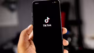 La Unión Europea multa a TikTok por 600 millones de dólares por transferencia de datos