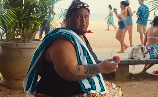 David Hekili Kenui Bell ha tenido roles pequeños en distintas producciones