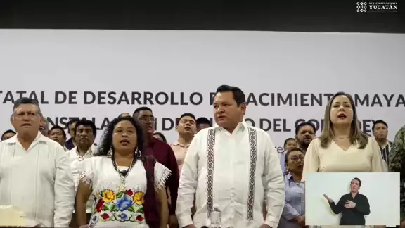 El evento se lleva a cabo en el Centro de Convenciones Siglo XXI El evento se lleva a cabo en el Centro de Convenciones Siglo XXI