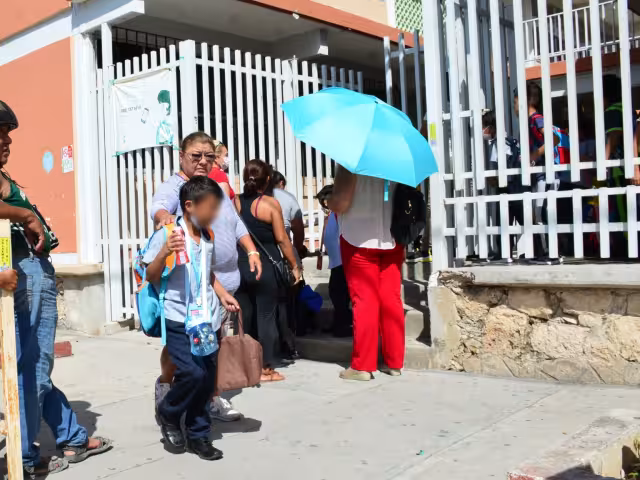Más de 280 centros educativos de preescolar, nivel básico y media superior entrarán en receso junto con tres mil 400 docentes y administrativos.