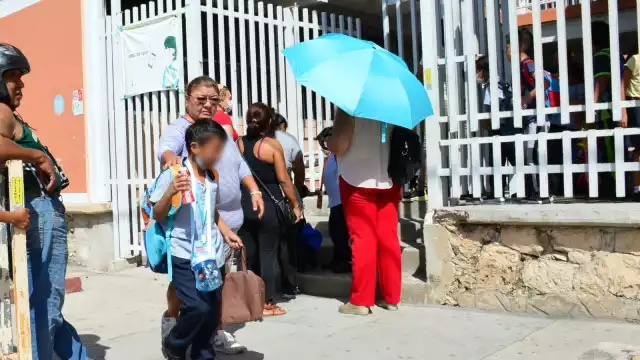 Más de 280 centros educativos de preescolar, nivel básico y media superior entrarán en receso junto con tres mil 400 docentes y administrativos.