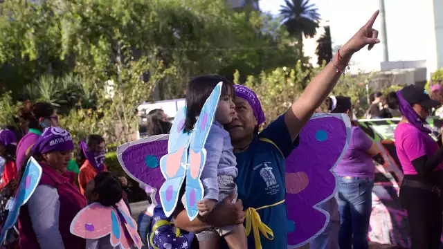 La autora prefi ere "aceptar simplemente lo que Virginia Woolf afirmó: feminista es cualquier mujer que cuente la verdad sobre su vida".