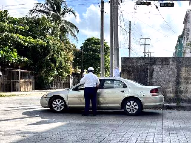 En Chetumal, 7 de cada 10 percances están vinculados con conductores que manipulan dispositivos móviles.