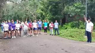 Estudiantes y profesores de UIMQRoo de José María Morelos,  fomentan la salud física con una carrera pedestre 