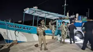 Los cinco pescadores detenidos fueron entregados a la FGR