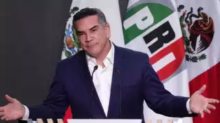 Tensión en el PRI: Labastida y Sauri critican a 'Alito' Moreno por amenazas de expulsión y reelección