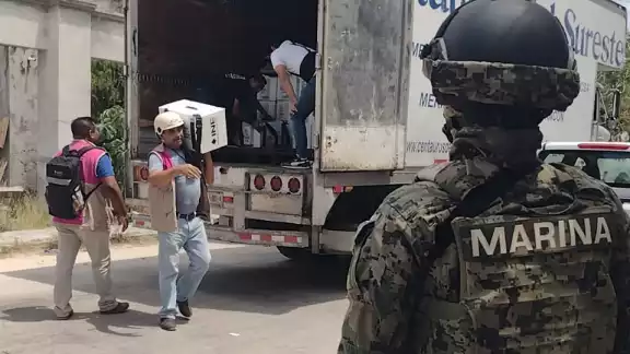 A Felipe Carrillo Puerto se les destinó 107 paquetes electorales para el mismo número de casillas A Felipe Carrillo Puerto se les destinó 107 paquetes electorales para el mismo número de casillas