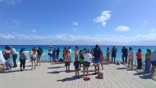 Aumenta la afluencia de turistas en la zona hotelera de Cancún