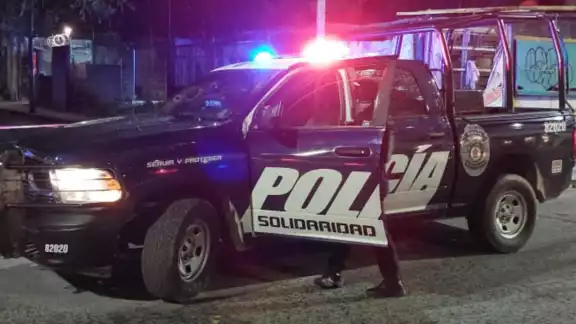 Taxistas se agarran a balazos en Playa del Carmen en la colonia Ejido.