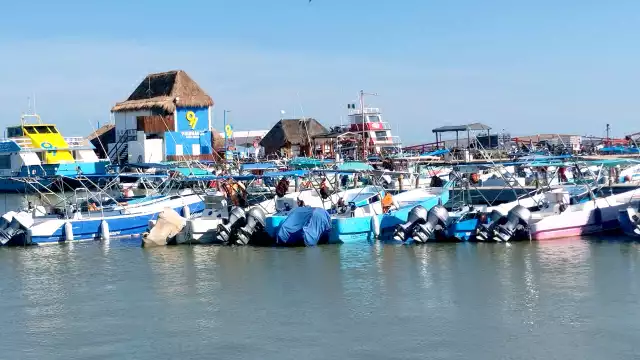 Las fuertes rachas obstaculizaron los recorridos turísticos al ojo de agua Yalahau, Isla Pasión y Punta Mosquitos, afectando la economía del sector