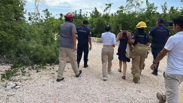 Los cuerpos de emergencia lograron rescatar a la mujer sana y salva.