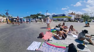 Desbloquean carretera federal 307 de Tulum después de dos horas cerrada por manifestantes