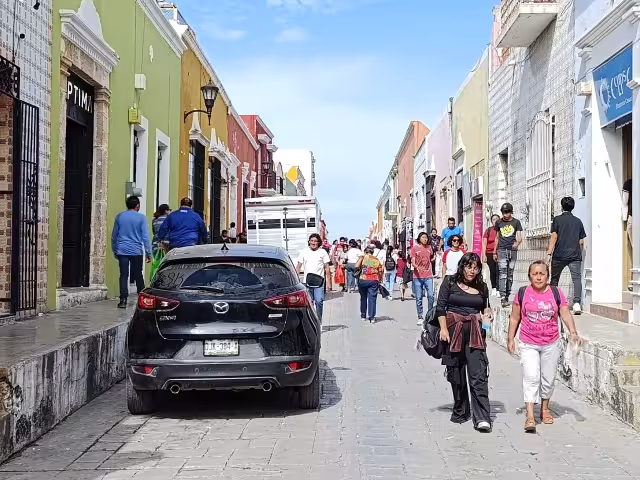 Así luce el Centro de Campeche en la víspera de navidad