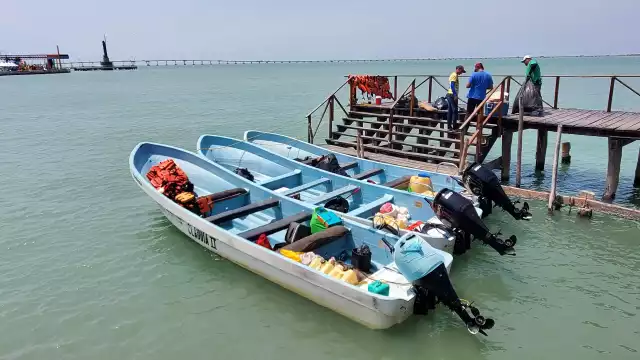 transporte fluvial entre Palizada y Ciudad del Carmen aumentó por bloqueos en la Península de Atasta.  Los